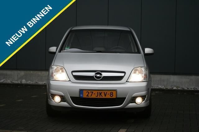 Grijs Gebruikt 2009 Opel Meriva Cosmo MPV | € 2.949 (Eerlijke prijs) - Afbeelding 1/4