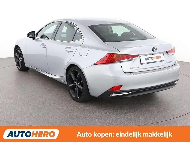 Occasion Lexus IS300h Sport Line 223 PK (164 kW) 2019 Grijs Sedan