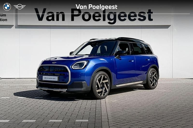 Blazing blue Nieuw 2025 Mini Countryman Favoured SUV | € 43.200 (Super prijs) - Afbeelding 1/4