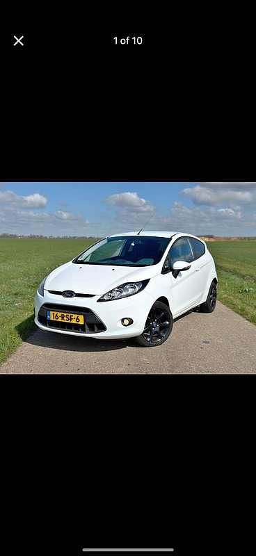 Occasion 2010 Ford Fiesta Ambiente Sedan | € 2.700 (Eerlijke prijs) - Afbeelding 1/4