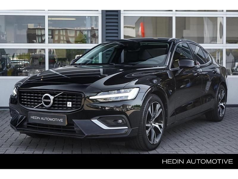 Zwart Gebruikt 2021 Volvo S60 Inscription Sedan | € 28.995 (Eerlijke prijs) - Afbeelding 1/4