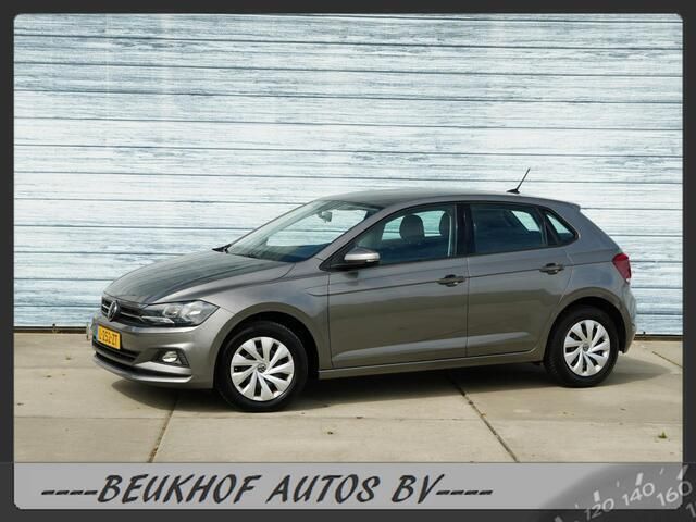 Grijs Gebruikt 2021 VW Polo Comfortline Hatchback | € 15.999 (Goede deal) - Afbeelding 1/3