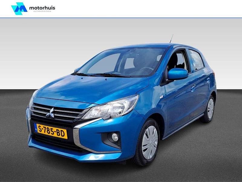 Blauw, metallic lak Gebruikt 2023 Mitsubishi Space Star Hatchback | € 13.945 (Iets duurder) - Afbeelding 1/4