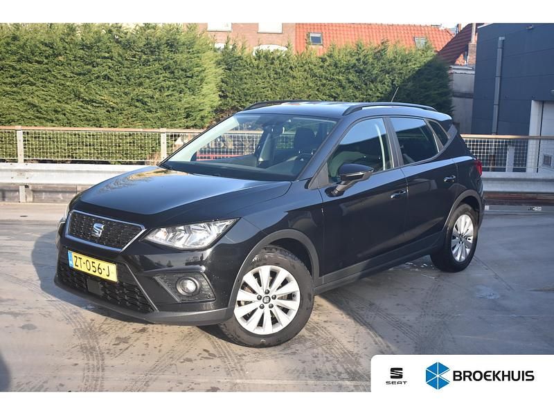 Zwart Occasion 2019 Seat Arona Business SUV | € 14.395 (Goede deal) - Afbeelding 1/4