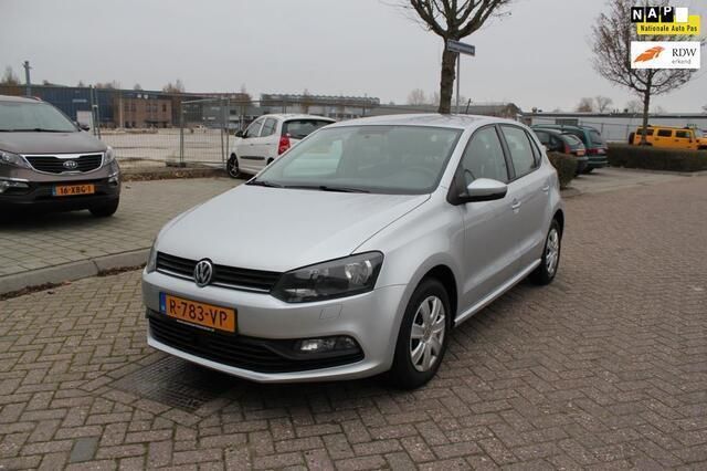 Grijs Gebruikt 2014 VW Polo Hatchback | € 7.950 (Iets duurder) - Afbeelding 1/4