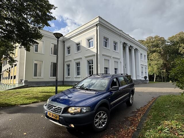 Blauw Gebruikt 2002 Volvo XC70 Ocean Race Stationwagen | € 3.950 (Iets duurder) - Afbeelding 1/4