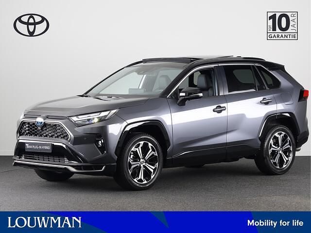 Ash grey metallic / zwart dak (donker grijs metallic) Nieuw 2025 Toyota RAV4 Plus SUV | € 60.690 (Duur) - Afbeelding 1/4