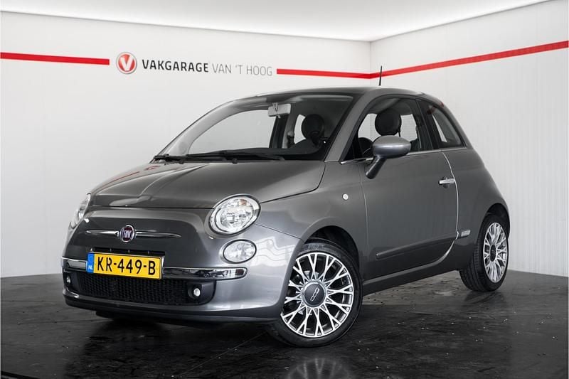 Grijs Gebruikt 2015 Fiat 500 Lounge Hatchback | € 7.944 (Eerlijke prijs) - Afbeelding 1/4