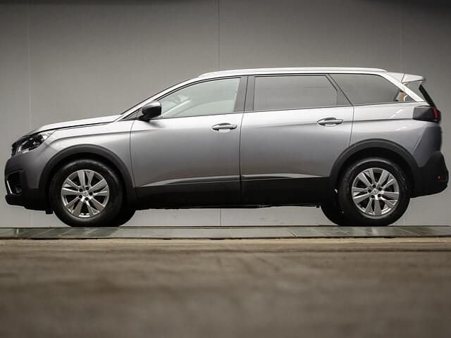 Grijs Gebruikt 2020 Peugeot 5008 Active SUV | € 17.945 (Super prijs) - Afbeelding 1/4