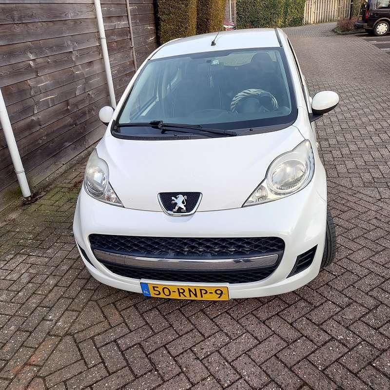 Occasion Peugeot 107 68 PK (50 kW) 2011 Wit Hatchback