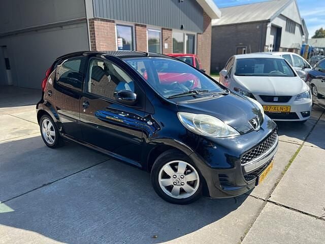 Occasion Peugeot 107 68 PK (50 kW) 2009 Zwart Hatchback