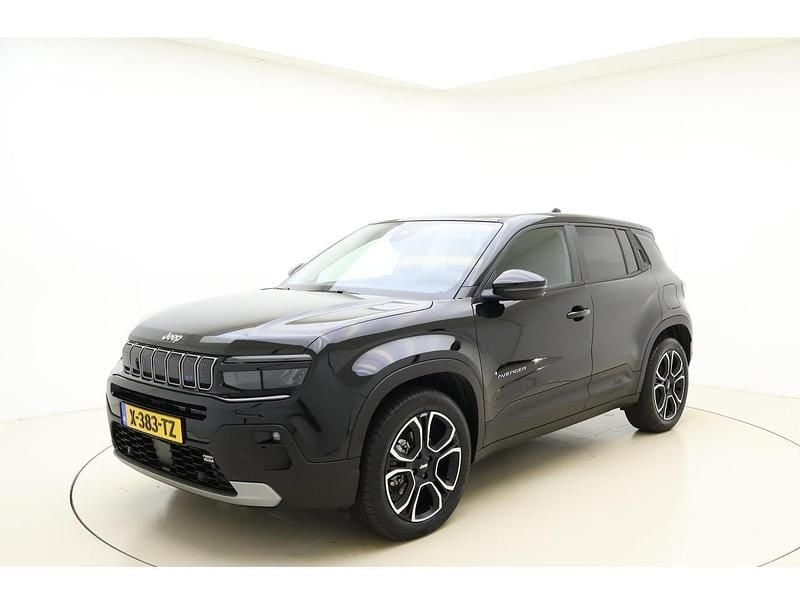 Zwart Occasion 2024 Jeep Avenger EV Altitude SUV | € 31.645 (Duur) - Afbeelding 1/4