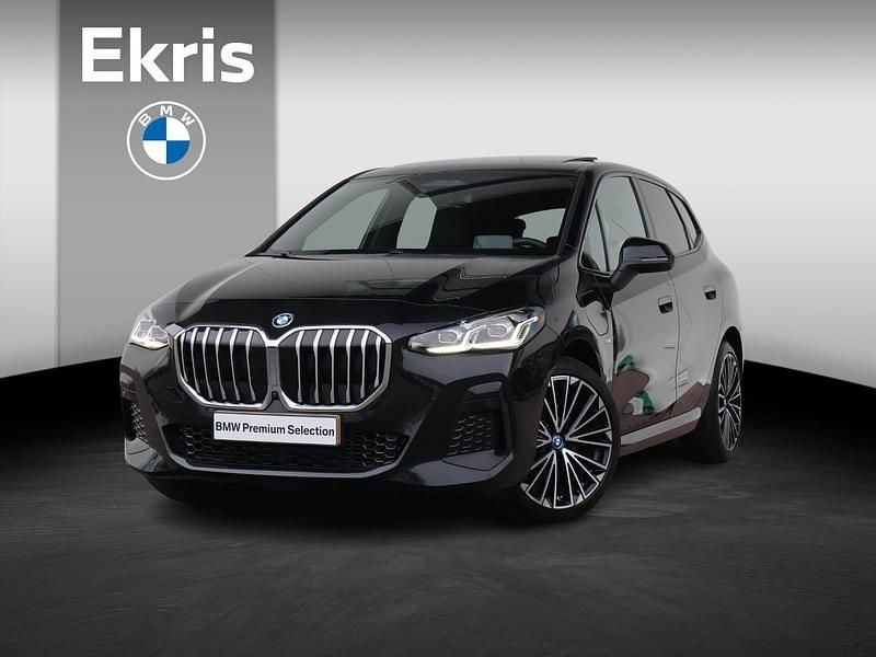 Zwart Gebruikt 2025 BMW 225 Active Tourer Performance MPV | € 45.900 (Super prijs) - Afbeelding 1/4
