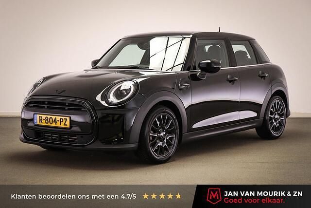 Zwart Gebruikt 2022 Mini Cooper Hatchback | € 25.900 - Afbeelding 1/4