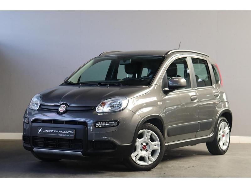 Grijs Gebruikt 2023 Fiat Panda City Life Hatchback | € 15.885 (Duur) - Afbeelding 1/3