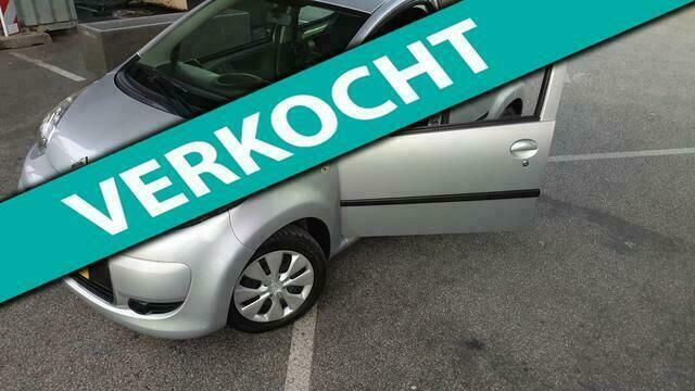 Grijs Gebruikt 2009 Citroën C1 Hatchback | € 3.899 (Goede deal) - Afbeelding 1/4