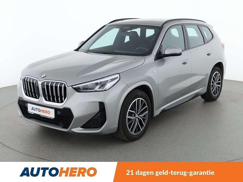 Grijs Gebruikt 2024 BMW X1 M Sport SUV | € 46.149 (Eerlijke prijs) - Afbeelding 1/3