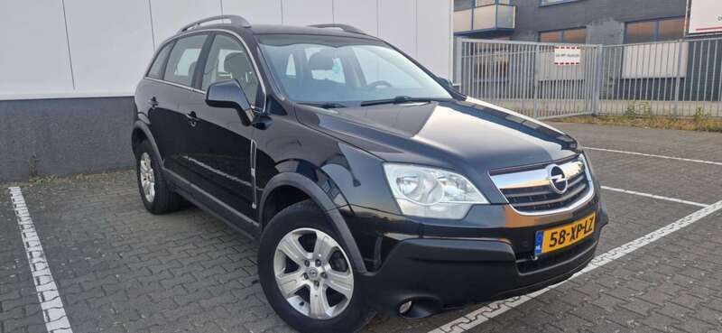 Zwart Gebruikt 2007 Opel Antara Enjoy SUV | € 3.650 (Eerlijke prijs) - Afbeelding 1/4