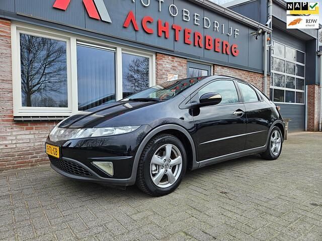 Zwart Occasion 2006 Honda Civic Sport Hatchback | € 3.950 (Eerlijke prijs) - Afbeelding 1/4