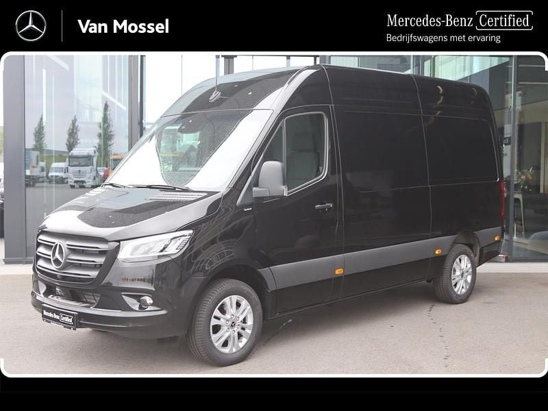 Zwart Occasion 2024 Mercedes Sprinter Van | € 53.944 (Goede deal) - Afbeelding 1/4