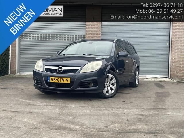 Grijs Occasion 2008 Opel Vectra Executive Stationwagen | € 1.750 - Afbeelding 1/4