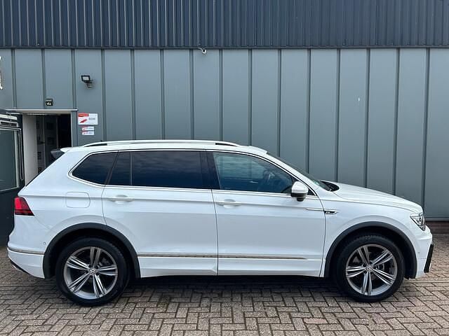 Overige Gebruikt 2019 VW Tiguan R-line SUV | € 19.500 (Goede deal) - Afbeelding 1/4