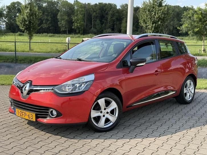 Occasion 2015 Renault Clio IV Expression Stationwagen | € 5.250 (Eerlijke prijs) - Afbeelding 1/4