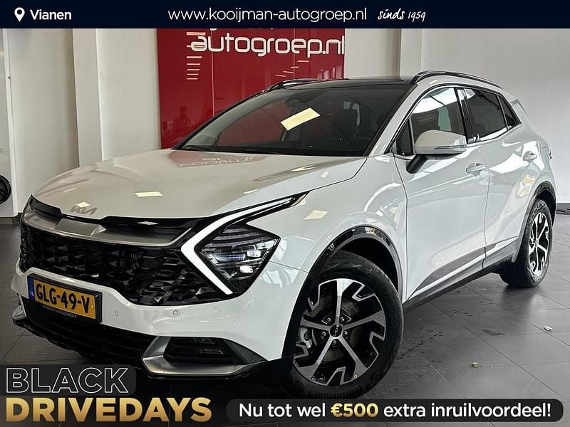 Deluxe white m Gebruikt 2024 Kia Sportage SUV | € 41.950 (Eerlijke prijs) - Afbeelding 1/4