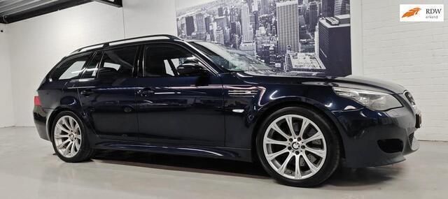 Blauw Gebruikt 2006 BMW M5 Performance Stationwagen | € 49.950 - Afbeelding 1/4