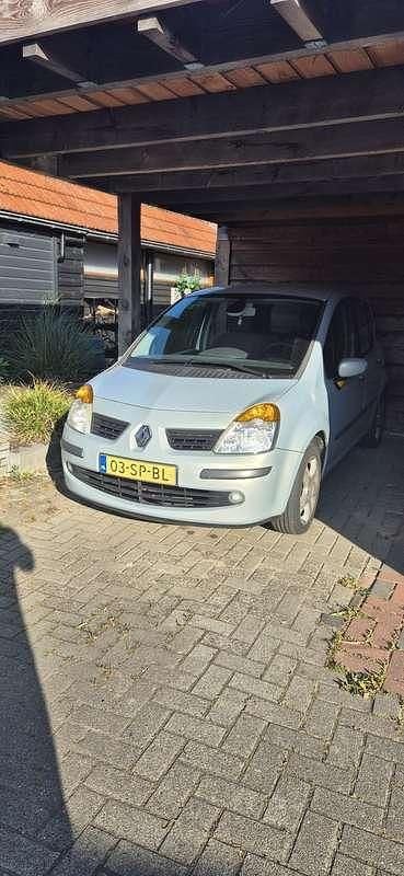 Zilver Gebruikt 2006 Renault Modus MPV | € 1.750 (Goede deal) - Afbeelding 1/4
