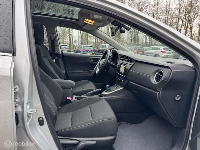 Occasion Toyota Auris 99 PK (72 kW) 2014 Grijs Hatchback