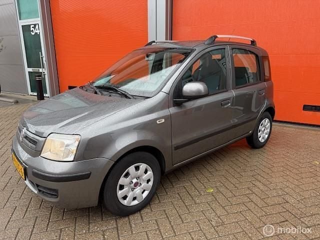 Grijs Gebruikt 2010 Fiat Panda Hatchback | € 2.950 (Eerlijke prijs) - Afbeelding 1/4