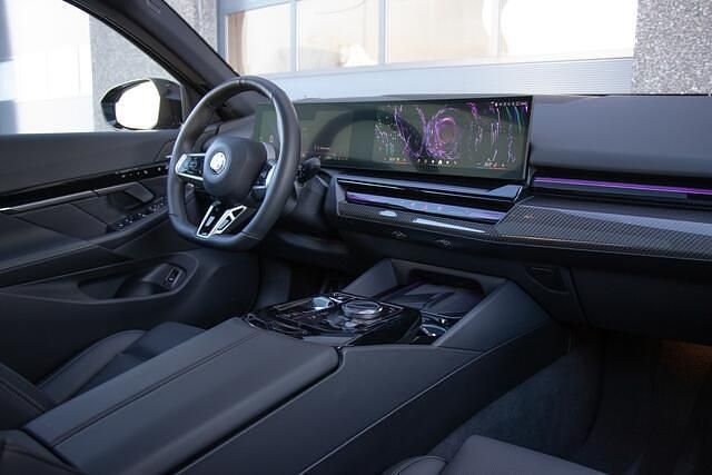 Occasion BMW 520 M Sport 190 PK (139 kW) 2023 Zwart Sedan