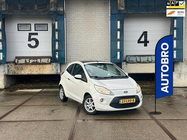 Wit Gebruikt 2010 Ford Ka Titanium X Hatchback | € 3.999 (Eerlijke prijs) - Afbeelding 1/4