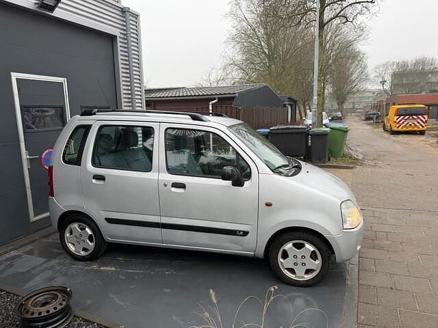 Occasion Suzuki Wagon R GL 76 PK (55 kW) 2001 Grijs MPV