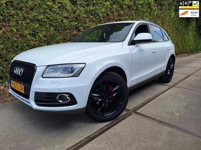 Wit Gebruikt 2015 Audi Q5 Basis SUV | € 13.950 (Eerlijke prijs) - Afbeelding 1/4