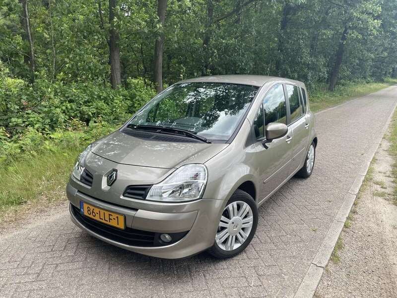 Beige Gebruikt 2010 Renault Modus Exception MPV | € 3.500 (Eerlijke prijs) - Afbeelding 1/4