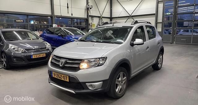 Occasion Dacia Sandero Lauréate 90 PK (66 kW) 2015 Grijs Hatchback