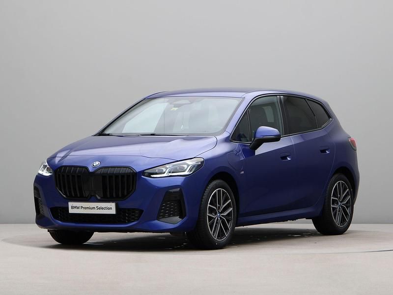 Blauw Occasion 2023 BMW 225 Active Tourer Comfort Edition MPV | € 31.250 (Eerlijke prijs) - Afbeelding 1/4