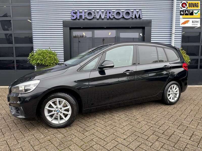 Zwart Gebruikt 2017 BMW 218 Gran Tourer Executive MPV | € 19.900 (Iets duurder) - Afbeelding 1/4