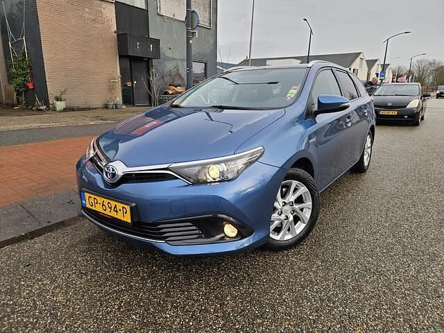 Blauw (metallic) Occasion 2015 Toyota Auris Touring Sports Stationwagen | € 10.700 (Eerlijke prijs) - Afbeelding 1/4