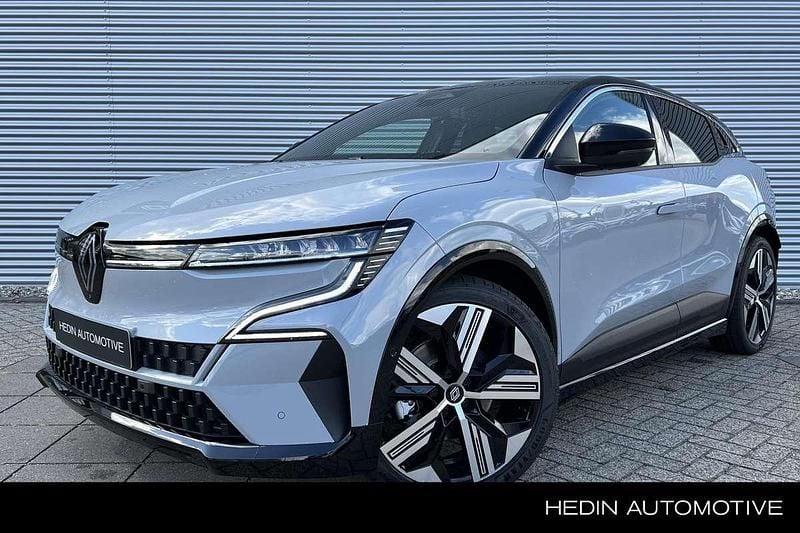 Grijs Nieuw 2025 Renault Mégane Iconic Hatchback | € 38.722 (Goede deal) - Afbeelding 1/3