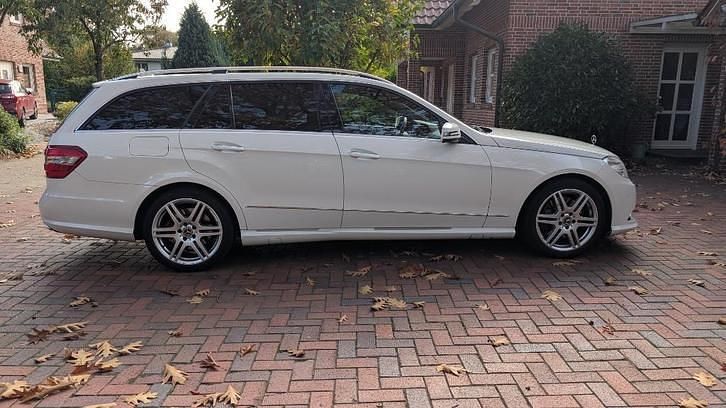 Gebruikt 2010 Mercedes E500 AMG Stationwagen | € 24.400 - Afbeelding 1/4