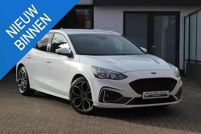 Overige Occasion 2019 Ford Focus Business Edition Hatchback | € 19.960 (Goede deal) - Afbeelding 1/4