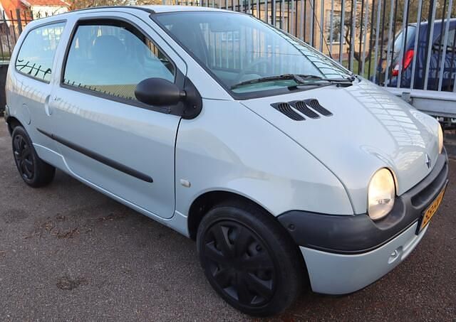 Occasion Renault Twingo Authentique 59 PK (43 kW) 2006 Grijs (metallic) Hatchback