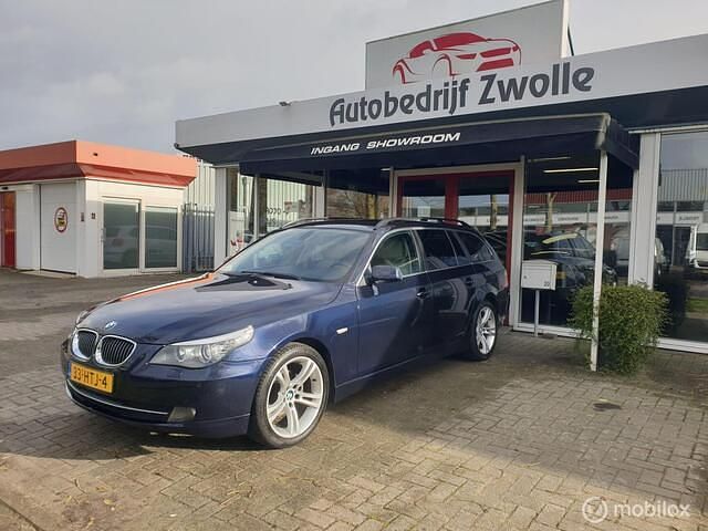 Blauw Gebruikt 2009 BMW 520 Exclusive Stationwagen | € 5.450 (Goede deal) - Afbeelding 1/4