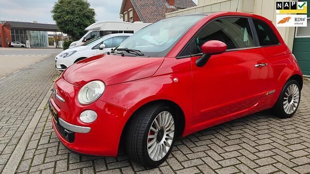Rood Gebruikt 2007 Fiat 500 Lounge Hatchback | € 4.995 (Eerlijke prijs) - Afbeelding 1/4