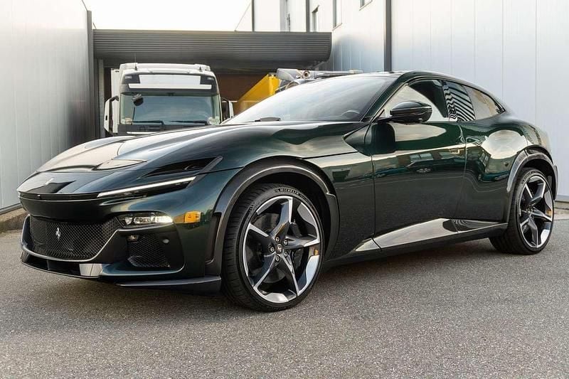 Groen, metallic lak Nieuw 2024 Ferrari Purosangue SUV | € 604.950 - Afbeelding 1/4