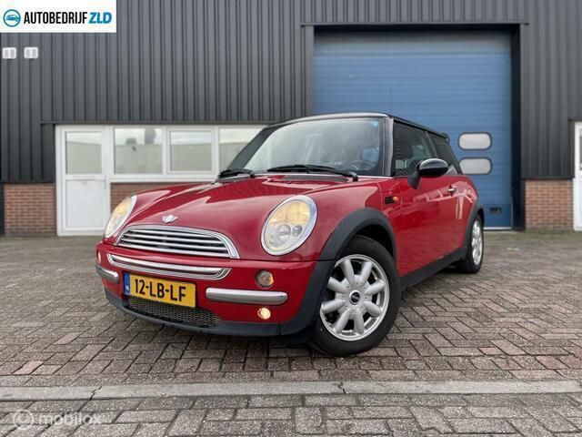 Rood Gebruikt 2002 Mini Cooper Pepper Hatchback | € 1.999 (Super prijs) - Afbeelding 1/4