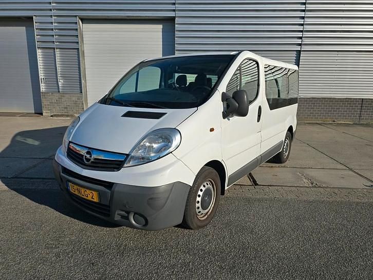 Gebruikt 2010 Opel Vivaro Van | € 4.850 - Afbeelding 1/4